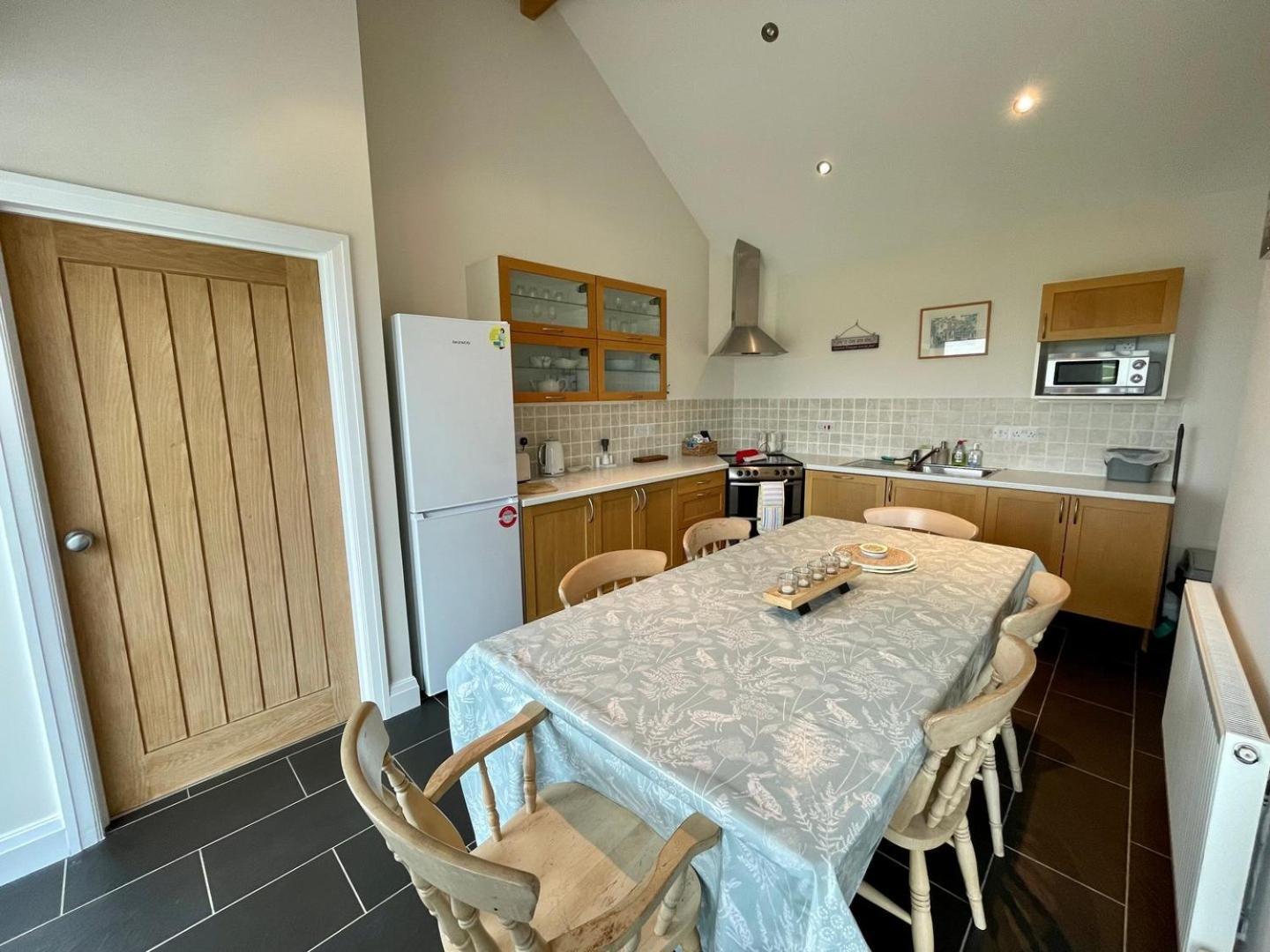 Cosy Barn With Views In Wick Vale Of Glamorgan Exterior foto