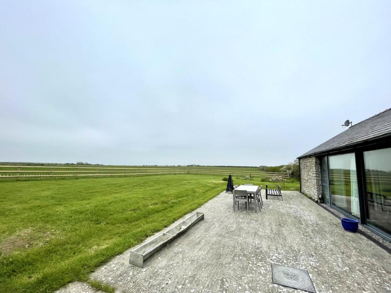 Cosy Barn With Views In Wick Vale Of Glamorgan Exterior foto